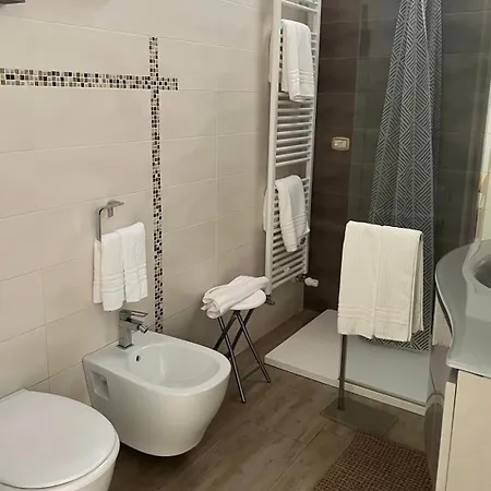 Copernico Casa Vacanze, Vicino Al Centro Di *