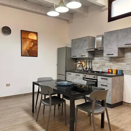 Vakantiehuis Copernico Casa Vacanze, Vicino Al Centro Di