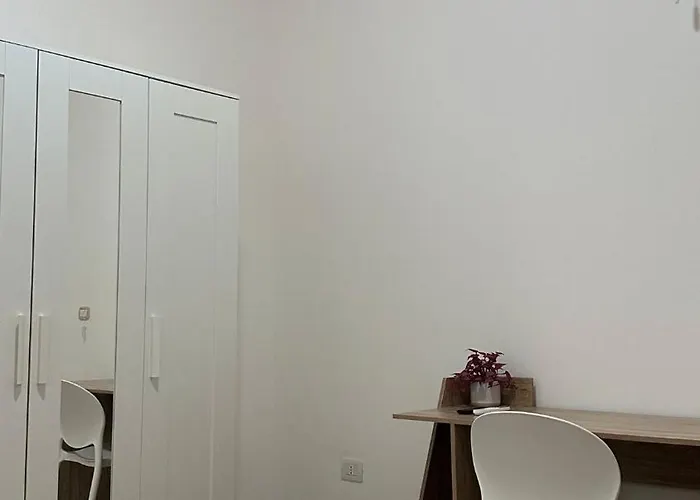 Copernico Casa Vacanze, Vicino Al Centro Di Tatil Evi *
