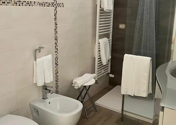 Copernico Casa Vacanze, Vicino Al Centro Di *